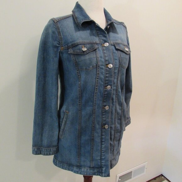 Chicos Long Length Slimming Fit Denim Jacket Size 0 (small/4-6) - Picture 7 of 16